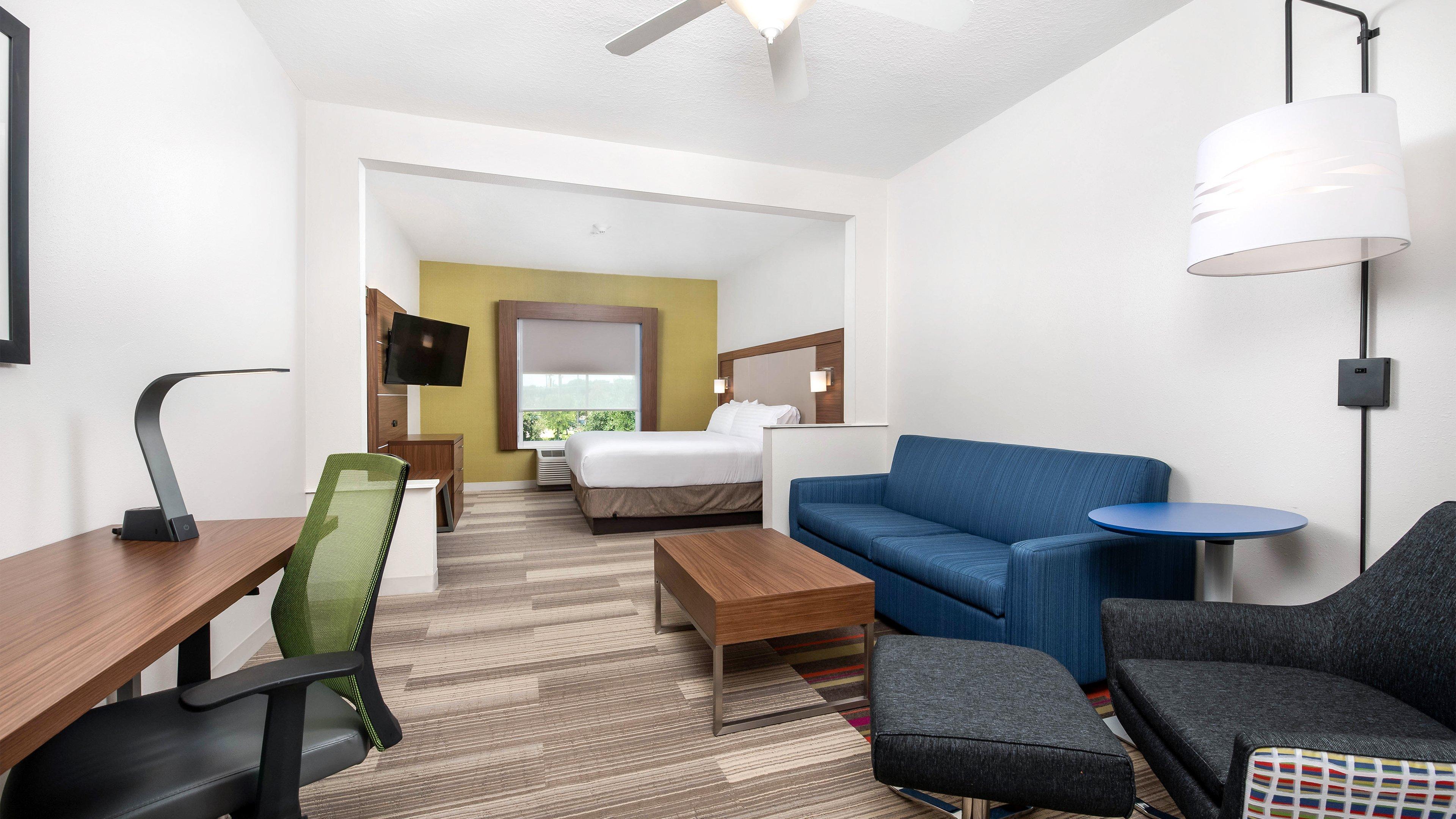 Holiday Inn Express Hotel And Suites Conroe By Ihg Exterior foto
