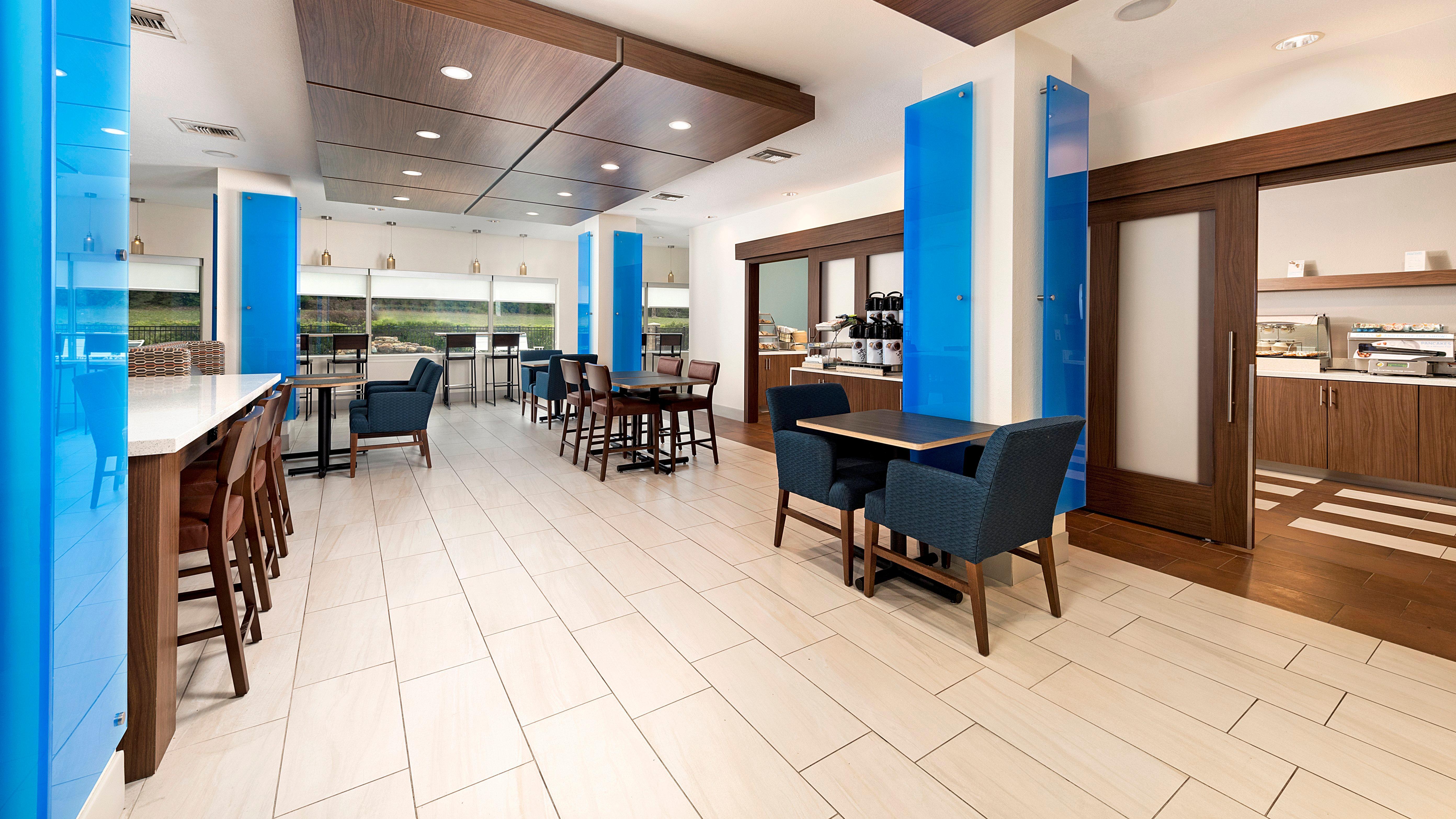 Holiday Inn Express Hotel And Suites Conroe By Ihg Exterior foto