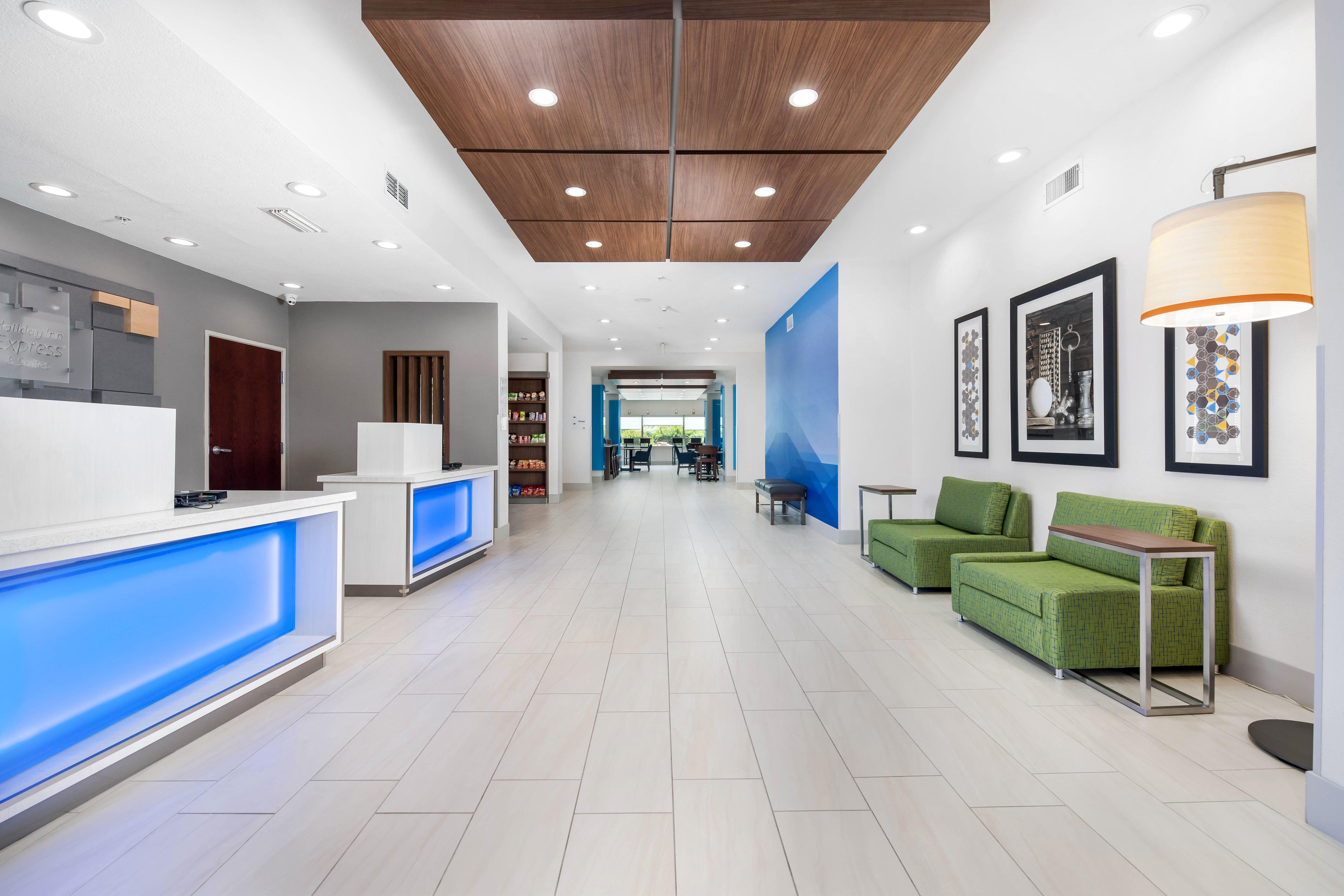 Holiday Inn Express Hotel And Suites Conroe By Ihg Exterior foto
